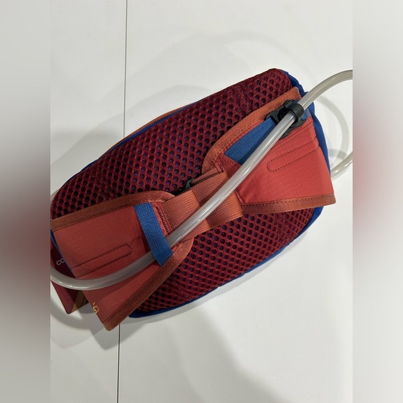 Cotopaxi Lagos 5L Hiking Hydration Hip Pack Pacific Magma Blue Orange NWT - Picture 3 of 11